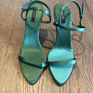 Green pumps